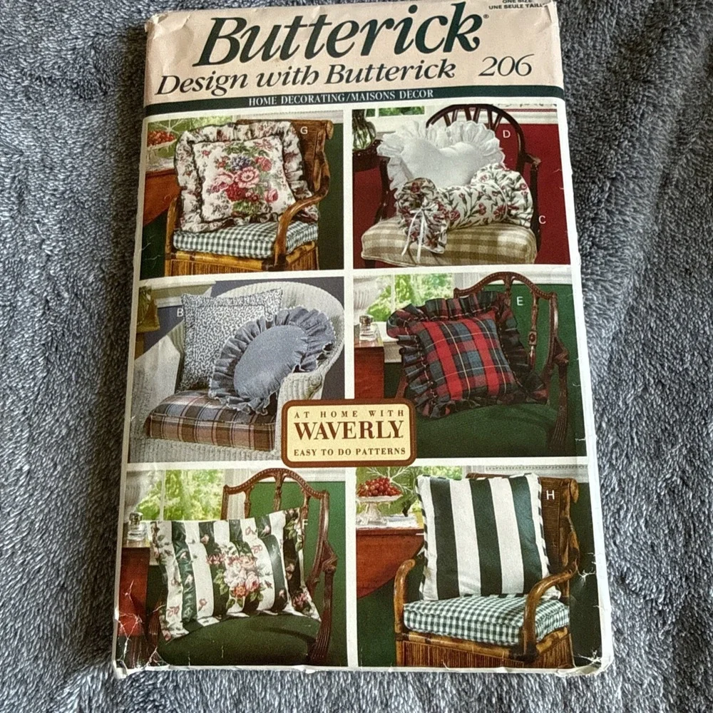 Lot 2 Butterick Sewing Patterns 5573 Reversible Valance And Decor Pillows Uncut